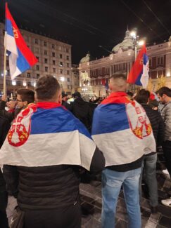 Slavlje Beograd nakon plasmana fudblaske reprezentacije Srbije na Mundijal Slavlje na Trgu Republike nakon plasmana fudbalera na Mundijal (FOTO, VIDEO) 15