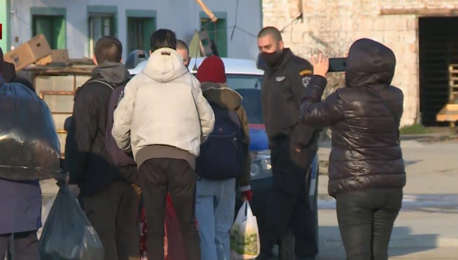 Blokirana ekipa N1 na izlasku iz industrijske zone Zrenjanin 1