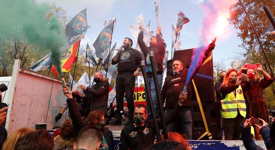 Protest španskih policajaca zbog izmena kontroverznog zakona o bezbednosti 1