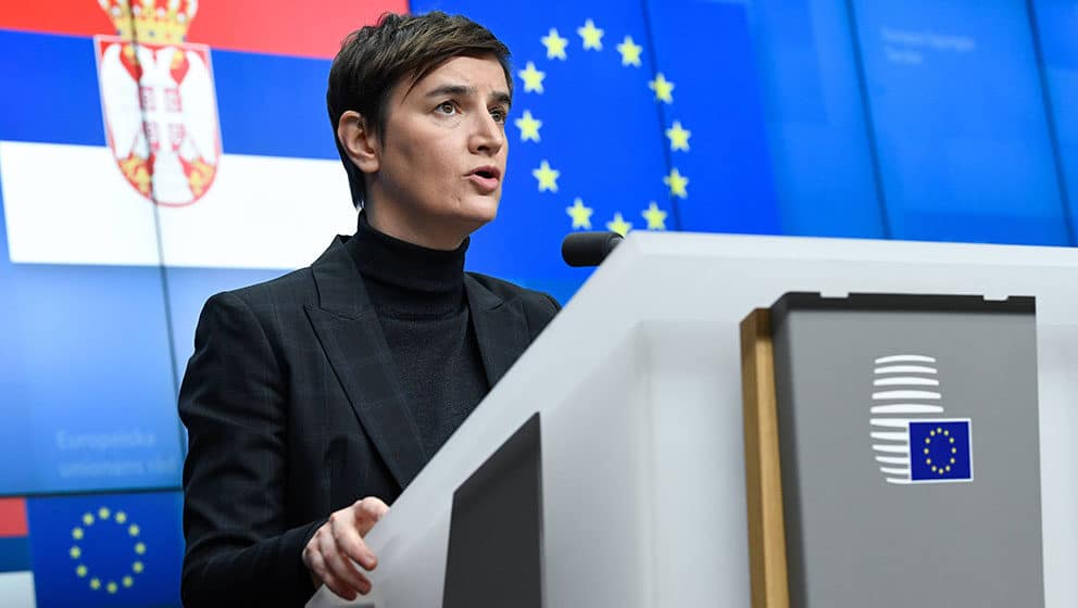 Ana Brnabić i Edi Rama danas sa Varhejijem 1