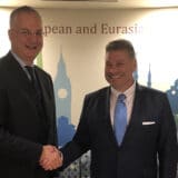 Šutanovac ne želi da komentariše svoj susret sa Eskobarom jer nije političar 2