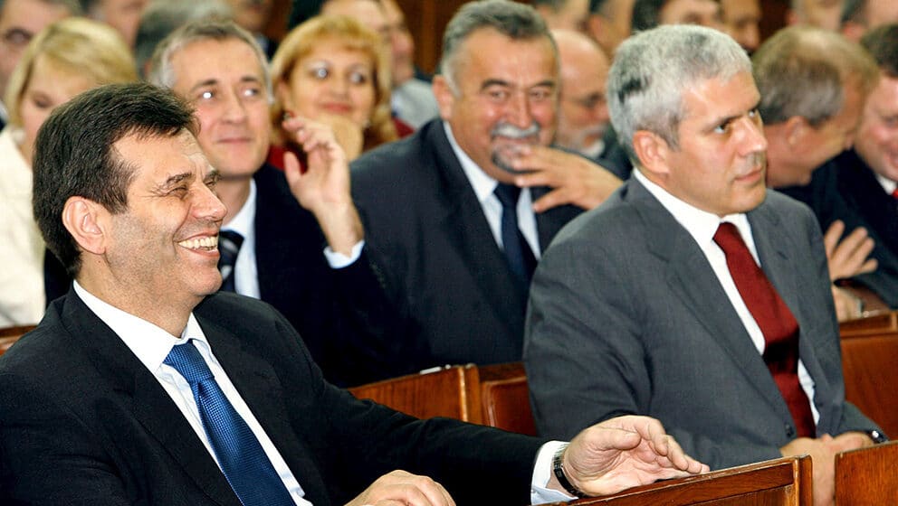 Zašto nije došlo do pravih reformi nakon pada režima Slobodana Miloševića? 1