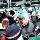 "Smisao žrtve mog oca je što smo uspeli da smenimo vlast" 11