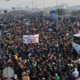 Vučić se uplašio protesta - umanjio broj učesnika za najmanje tri puta 3
