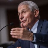 Fauči: Pandemija korone za SAD je završena, ali je bolest još tu 3