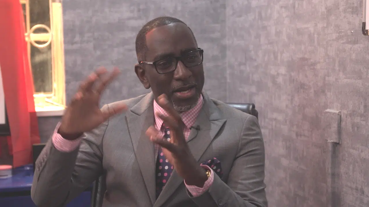 Žene, ljubav i veze: Zašto toliki broj singl žena traži pomoć ljubavnih instruktora 2 Robert Burale