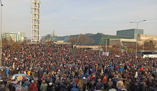 Protesti, Srbija, ekologija: Drugi vikend blokada puteva - incident u Novom Sadu 1