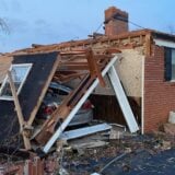 Amerika i tornado: U smrtonosnom vetru koji je protutnjao kroz šest država nastradalo više od 100 ljudi, još se traga za preživelima 11