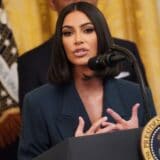 Amerika i poznati: „Nikad ne odustaj" - Kim Kardašijan položila ispit na pravima iz četvrtog puta 5