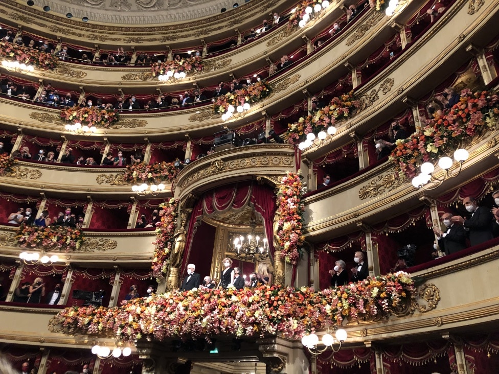 Italija i muzika: Na premijeri Verdijeve opere u milanskoj Skali sa Đorđom Armanijem 6 milanska skala