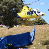 Australija i nesreće: Petoro dece poginulo kada je vetar oduvao gumeni zamak poslednjeg dana školske godine 5