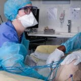 Korona virus: U Srbiji danas zaseda Krizni štab, u Francuskoj nove mere zbog omikron soja, u Njujorku obavezna vakcinacija i za decu 5