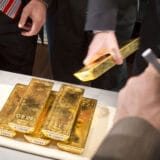 Vest o vraćanju 12 tona zlata u zemlju stara četiri godine, ali otkriva još jedan primer Vučićevog mešanja u rad NBS 5