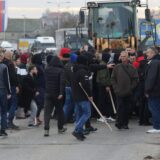 Policija podstiče građanski rat i sukob 10