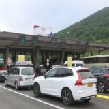 Putevi Srbije: Na prelazima Gradina i Preševo automobili čekaju sat vremena da izađu iz Srbije 4