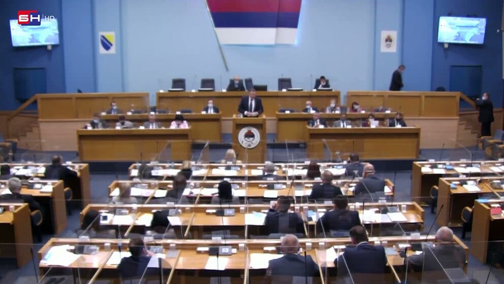 Skupština Srpske sledeće nedelje razmatra rezoluciju o zaštiti Srba na KiM 1