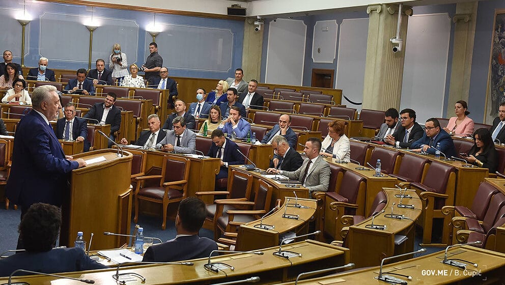 Pregovori o formiranju manjinske vlade u Crnoj Gori pri kraju 1