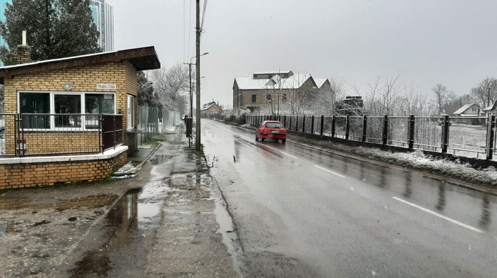 Na području Zrenjanina snežne padavine, oštećen jedan semafor 1