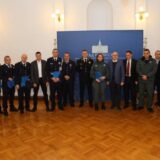 Uručene zahvalnice novosadskim policajcima, vatrogascima i komunalnim milicionerima 12
