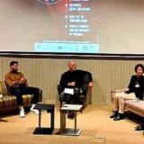 Smeju nam se zbog Obradovića 6