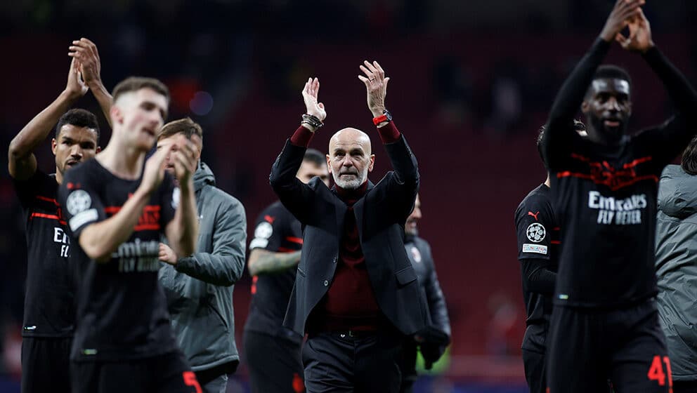 Jedno mesto a tri velikana 1