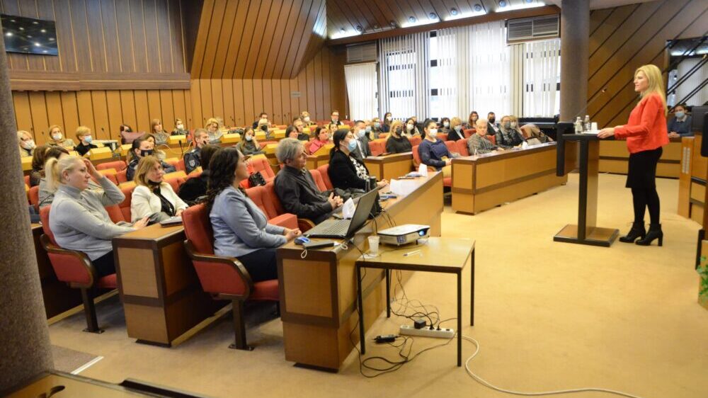 Skupština grada Novog Sada: Javna preduzeća u minusu, konkursi za direktore i plan za novu gradsku četvrt 2