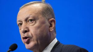 Turska lira pala na najniži nivo u odnosu na dolar 2