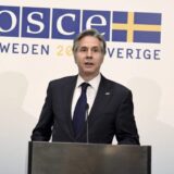 Blinken upozorio Lavrova na ozbiljne posledice ako Moskva nastavi sa konfrontacijom 10