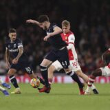 Arsenal bolji od Vest Hema 6