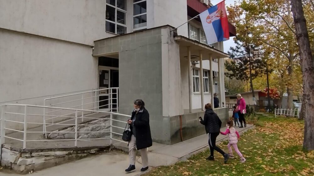 Manje građana u izolaciji u Kragujevcu, u Topoli bez novoobolelih 1