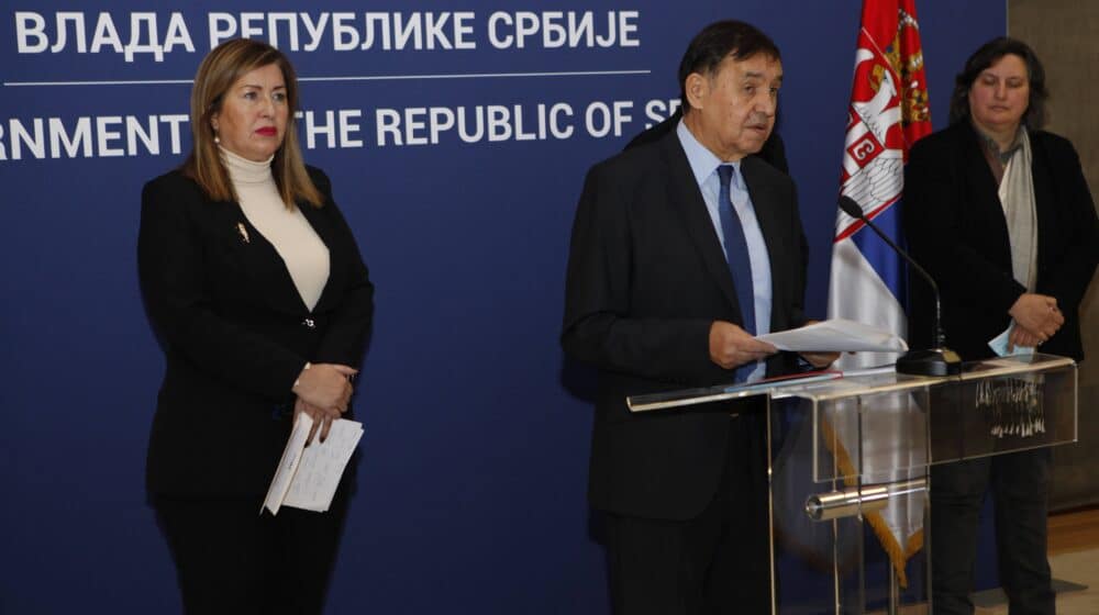 Atanacković: Smanjiti cenu struje za privredu 1