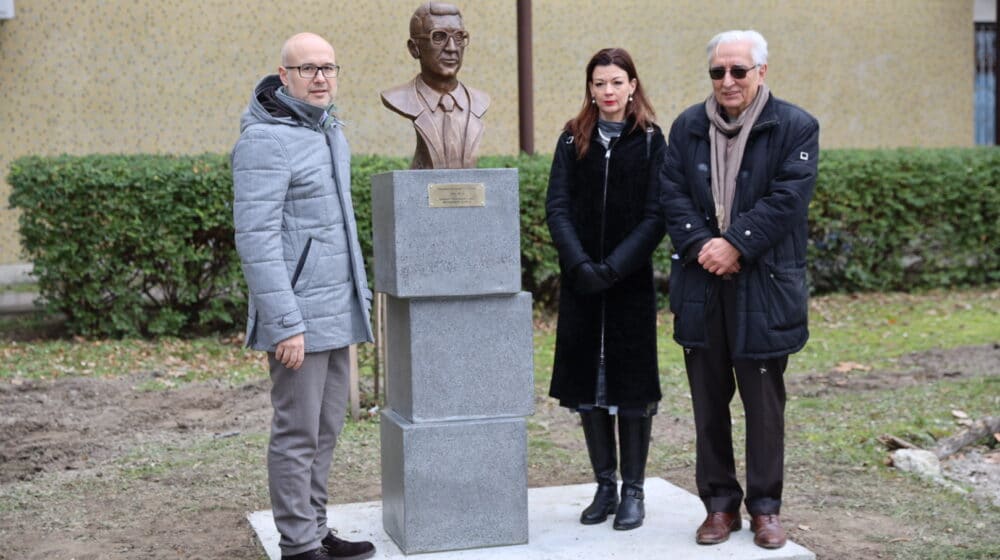 Otkrivena bista akademiku Bogoljubu Stankoviću 1