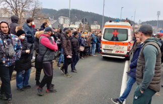 Blokada, Protest, Incident Na blokadi u Užicu otet mobilni telefon novinaru Danasa (FOTO/VIDEO) 2