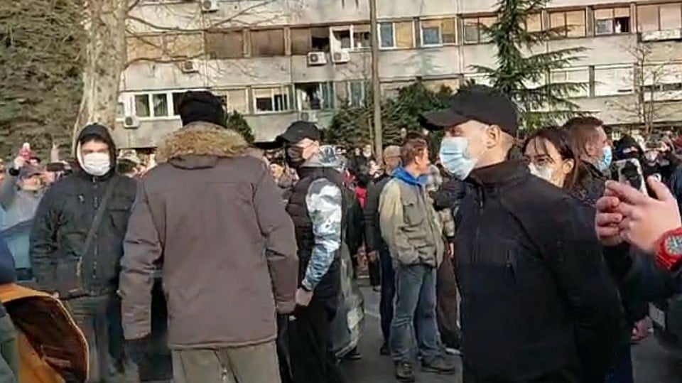 Novi Sad: Opozicija će sutra podneti krivičnu prijavu protiv Marka Bosanca 1