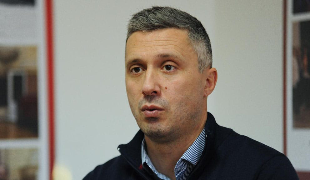 Sagovornici o istraživanju po kome polovina građana ni ne zna da su parlamentarni izbori: Deo kampanje Aleksandra Vučića 3