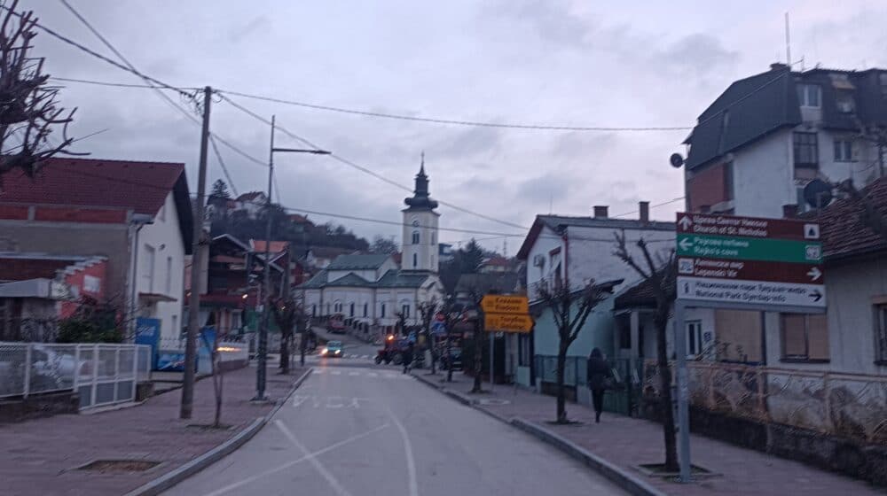 Donji Milanovac, opština Majdnapek