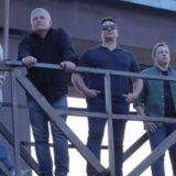 Indie-rock pesma inspirisana šizofrenom situacijom oko nas 10