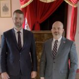 Gradonačelnik Kragujevca Dašić organizovao prijem za zamenika ambasadora SAD Džona Ginkla 9