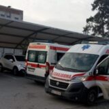 Kragujevačka Hitna pomoć juče intervenisala 10 puta na javnim mestima, u saobraćajnim nezgodama povređeni pešak i dete 15