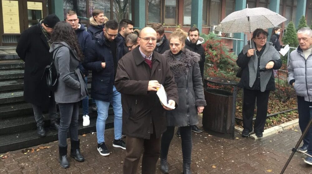 bora novakovic, udruzena novosadska opozicija, novi sad