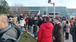 Blokada Sava centar Blokade puteva širom Srbije, zabeleženo više incidenata (FOTO/VIDEO) 13