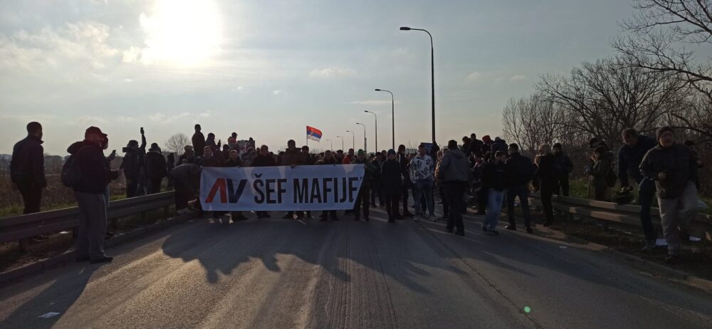 Blokade puteva širom Srbije, zabeleženo više incidenata (FOTO/VIDEO) 40