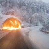 Momirović: Putari uspeli da očiste sve prioritetne puteve, saobraćaj se odvija 6