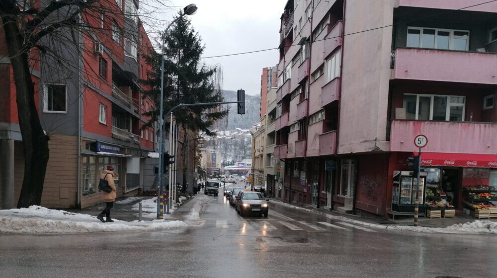 Užice: Uskoro počinje overa legitimacija za besplatan prevoz 1 Užice: Uskoro počinje overa legitimacija za besplatan prevoz 1