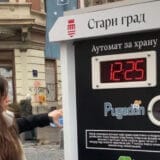 Automati sa hranom za pse lutalice na Starom gradu 7