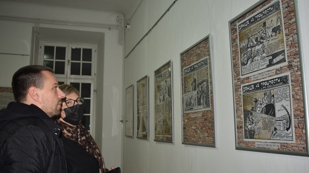 Kikinda: Izložba istorijskih stripova Hrvoja Radovanovića 1