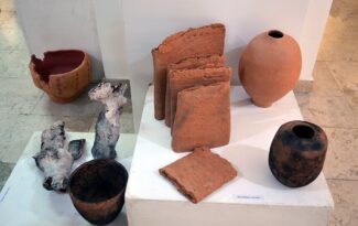 Otvorena izložba sa 26. Međunarodne kolonije umetničke keramike „Zlakusa“ (FOTO) 4