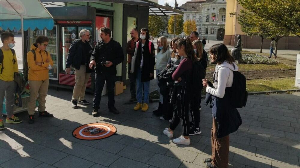 Zrenjaninski đaci dronom ovekovečili znamenitosti 1