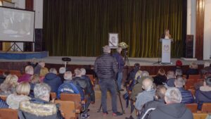 Komemoracija, Dragan Vujadinović