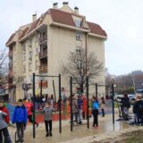 U kragujevačkom naselju Stanovo novo igralište i teretana na otvorenom 4